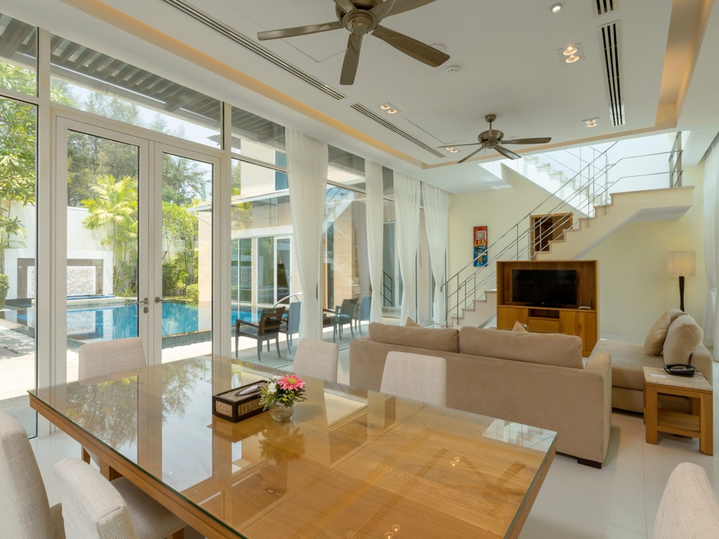 منتجع سبلاش بيتش بوكيت   Splash Beach Resort, Maikhao Phuket