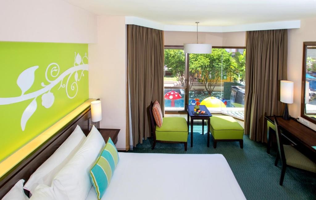 فندق ذا باي فيو بتايا تايلاند The Bayview Hotel Pattaya Thailand