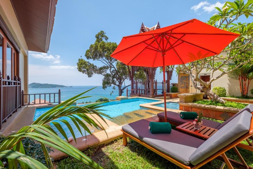 منتجع دايموند كليف بوكيت تايلاند Diamond Cliff Resort & Spa  Phuket Thailand