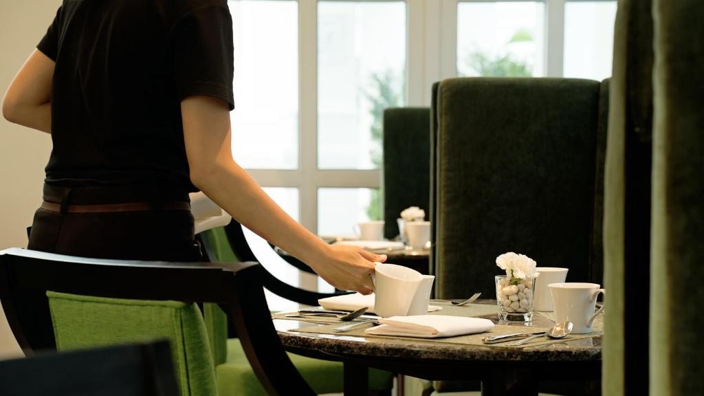 فندق موفنبيك ميث باتونغ بوكيت تايلاند Mövenpick Myth Hotel Patong Phuket Thailand