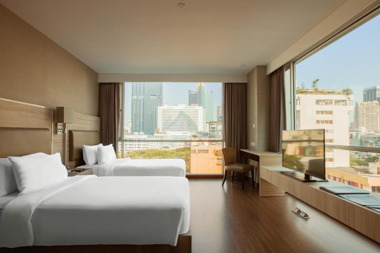 أجنحة أدلفي بانكوك تايلاند Adelphi Suites Bangkok Thailand