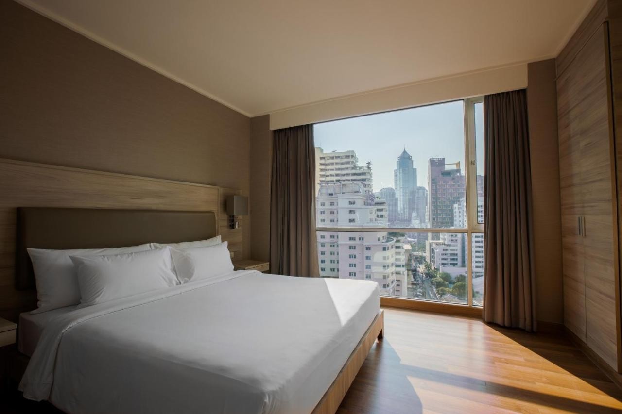 أجنحة أدلفي بانكوك تايلاند Adelphi Suites Bangkok Thailand