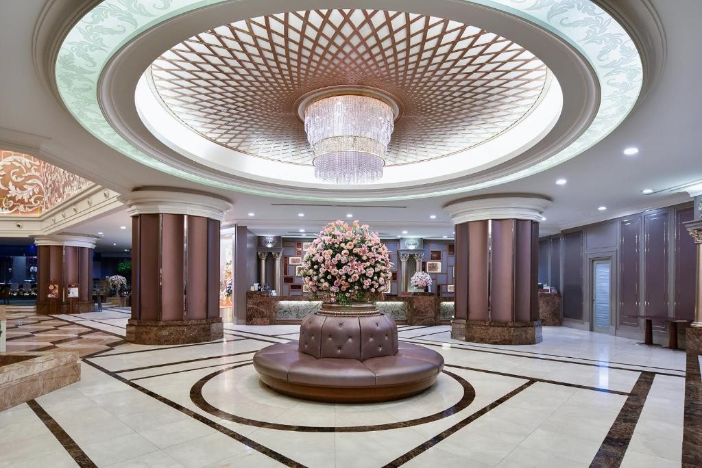 فندق بيركلي براتونام بانكوك تايلاند  The Berkeley Hotel Pratunam - SHA Extra Plus