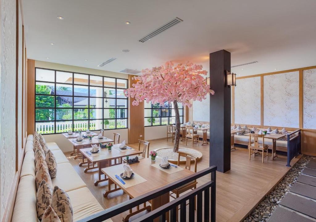 منتجع دايموند كليف بوكيت تايلاند Diamond Cliff Resort & Spa  Phuket Thailand