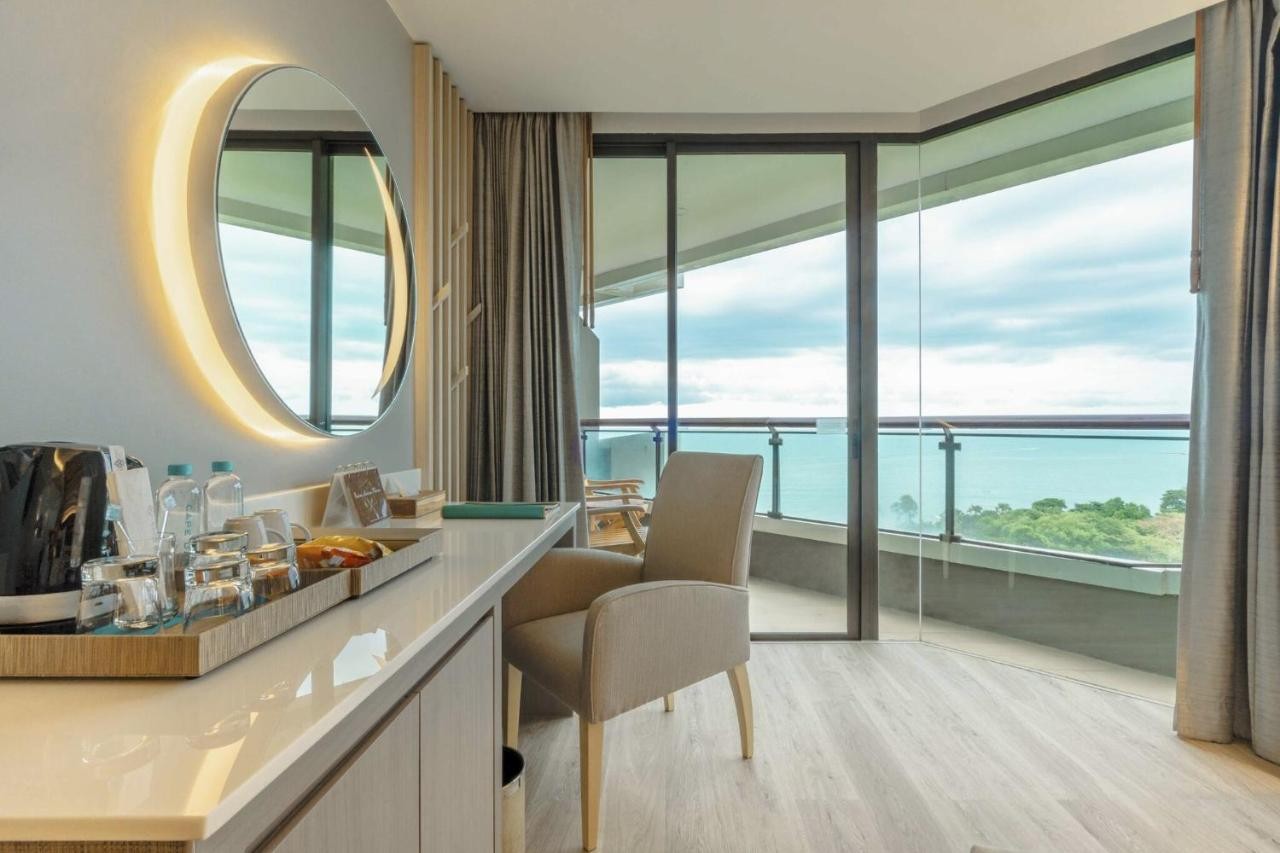 منتجع كيب دارا بتايا تايلاند Cape Dara Resort Pattaya Thailand