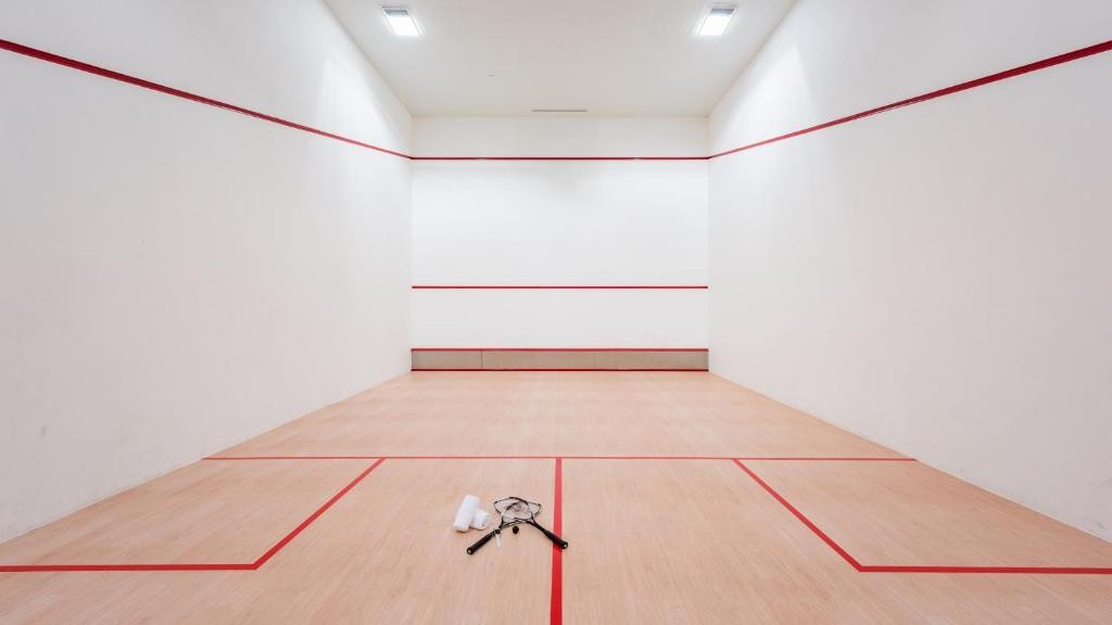 منتجع أوشن فرونت بيتش ريزورت بوكيت تايلاند Oceanfront Beach Resort Phuket Thailand