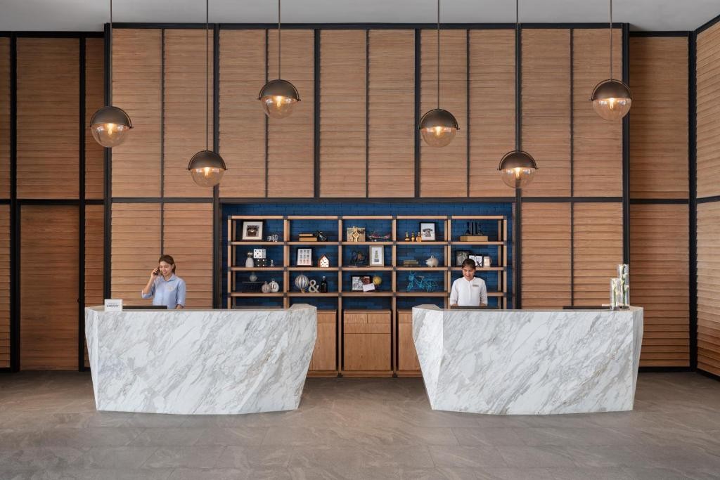 منتجع فور بوينتس باي شيراتون بوكيت باتونج بيتش تايلاند Four Points by Sheraton Phuket Patong Beach Resort