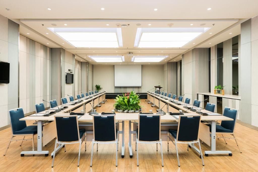 فندق باتموان برنسيس في بانكوك  Pathumwan Princess Hotel