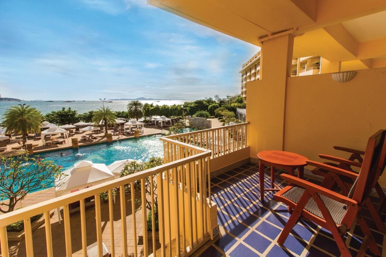 فندق دوسيت ثاني بتايا تايلاند Dusit Thani Pattaya hotel Thailand