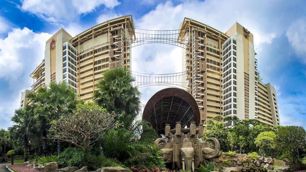 فندق ومنتجع سنتارا غراند ميراج بيتش باتايا تايلاند Centara Grand Mirage Beach Resort Pattaya Thailand