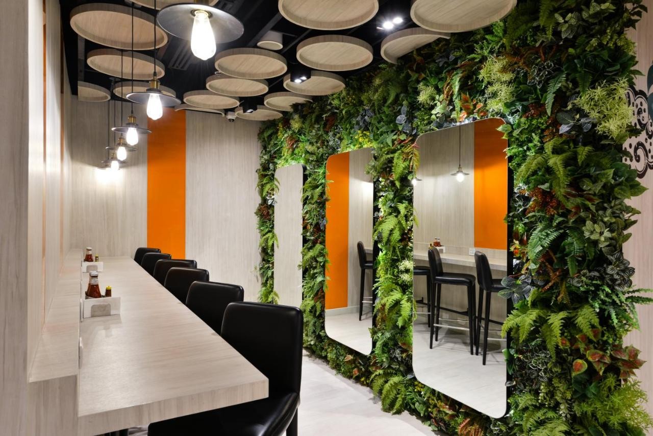 فندق هوليدي ان اكسبرس سوخومفيت بانكوك تايلاند  Holiday Inn Express Bangkok Sukhumvit 11