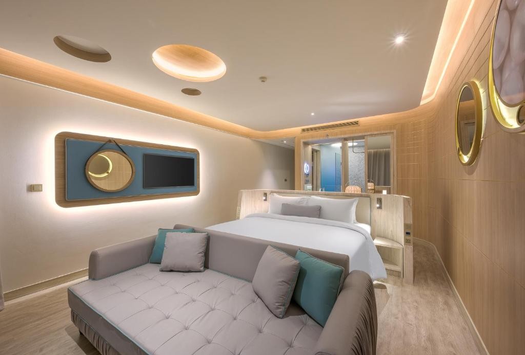 Andaman Embrace Patong Phuket