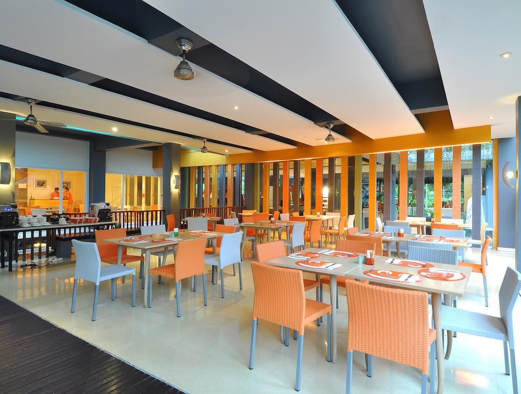 منتجع هاريس كوتا بيتش - كوتا بالي اندونيسيا