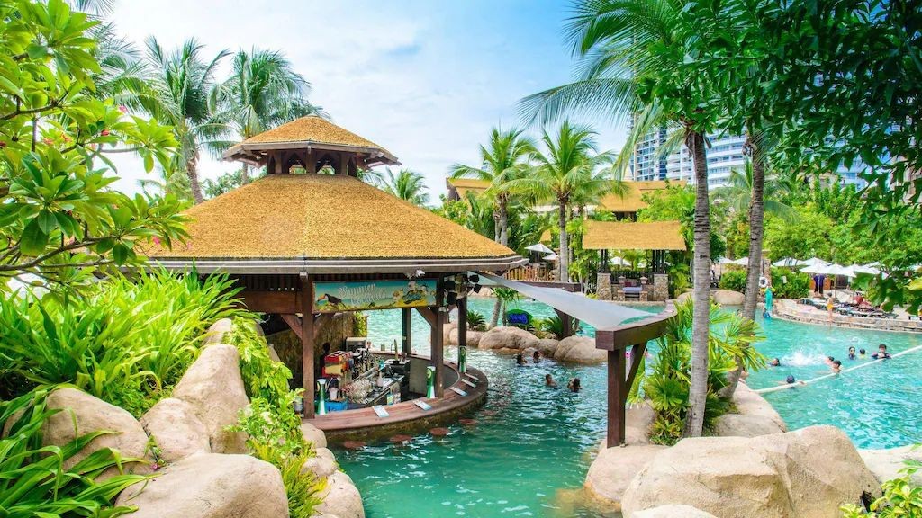 فندق ومنتجع سنتارا غراند ميراج بيتش باتايا تايلاند Centara Grand Mirage Beach Resort Pattaya Thailand
