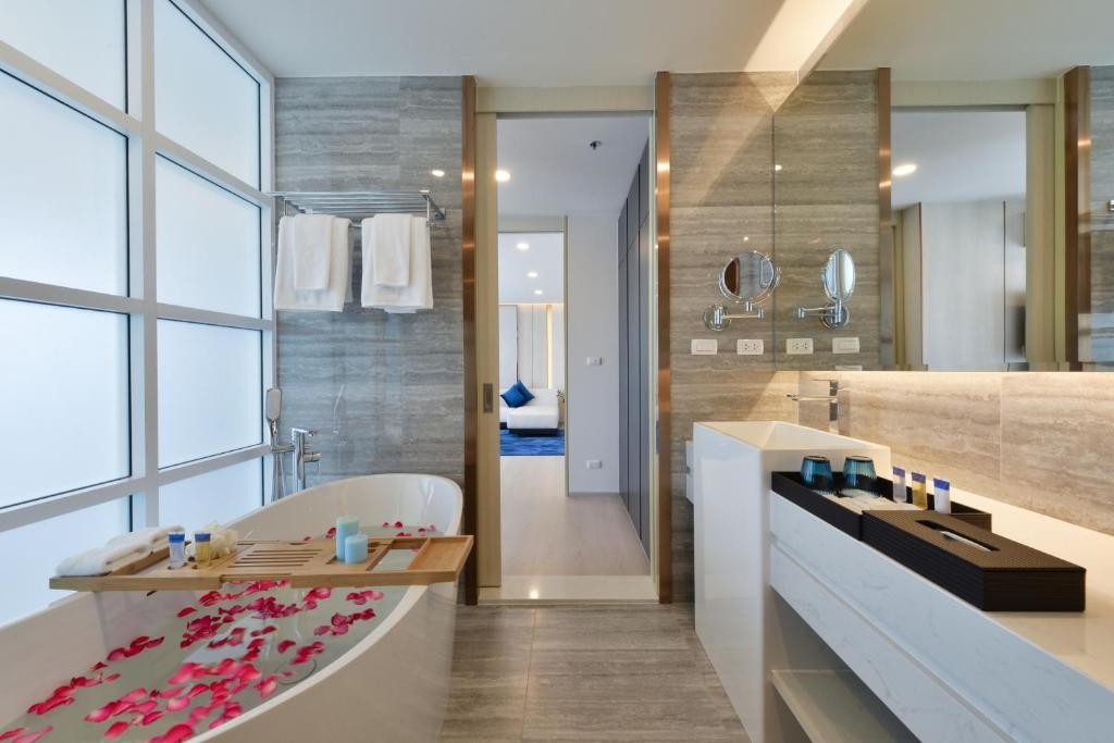 فندق سنتر بوينت برايم بتايا تايلاند Centre Point Prime Hotel Pattaya Thailand