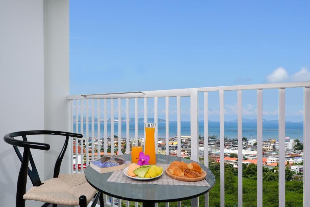 فندق سنتر بوينت برايم بتايا تايلاند Centre Point Prime Hotel Pattaya Thailand