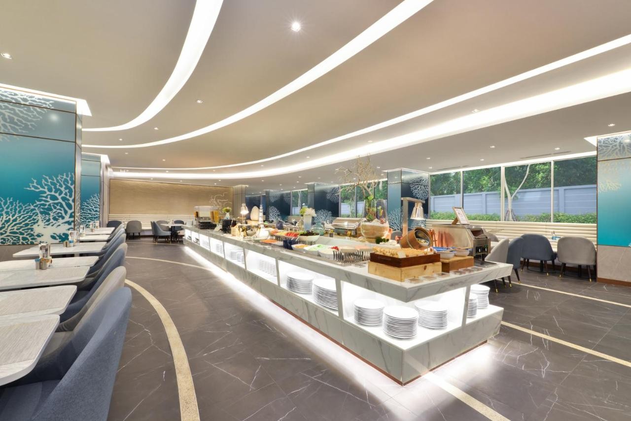 فندق سنتر بوينت برايم بتايا تايلاند Centre Point Prime Hotel Pattaya Thailand