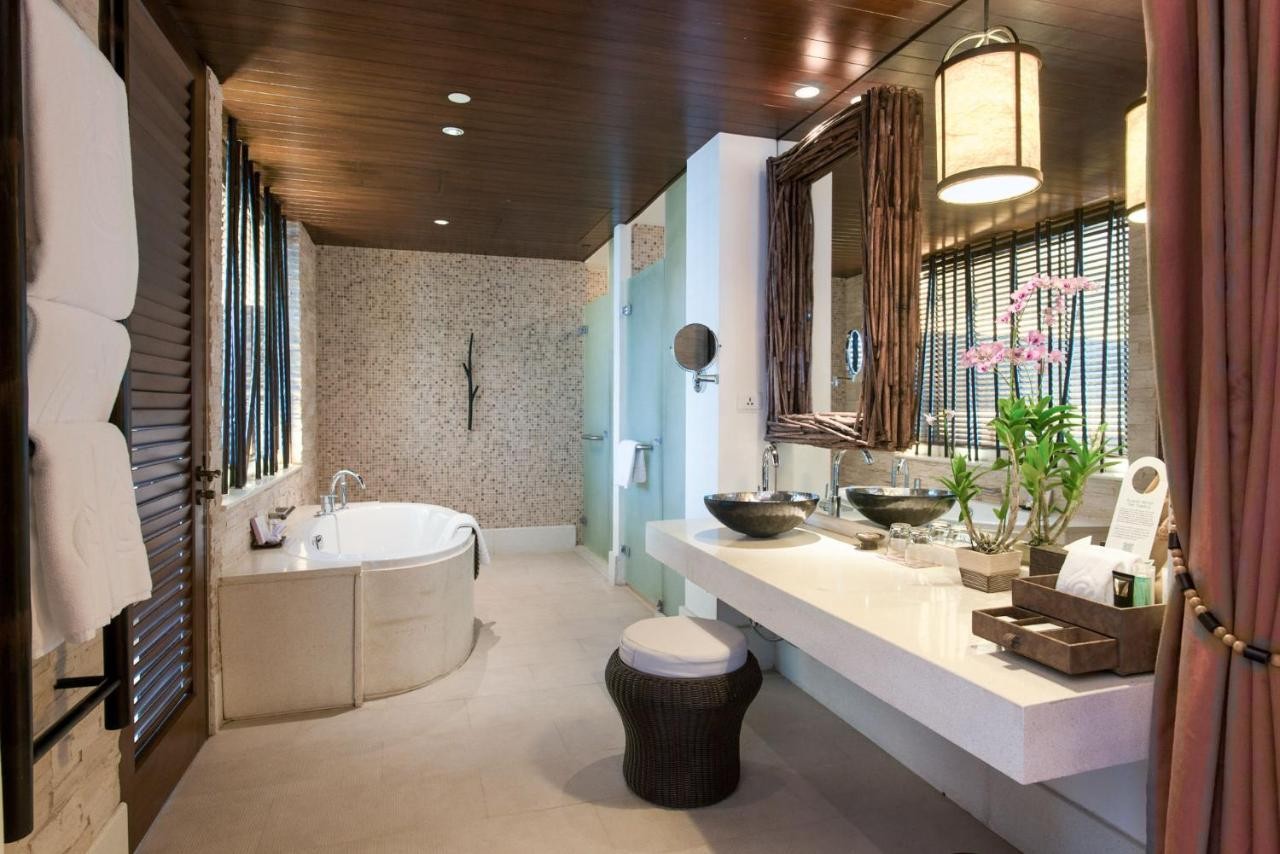 فندق ومنتجع سنتارا غراند ميراج بيتش باتايا تايلاند Centara Grand Mirage Beach Resort Pattaya Thailand