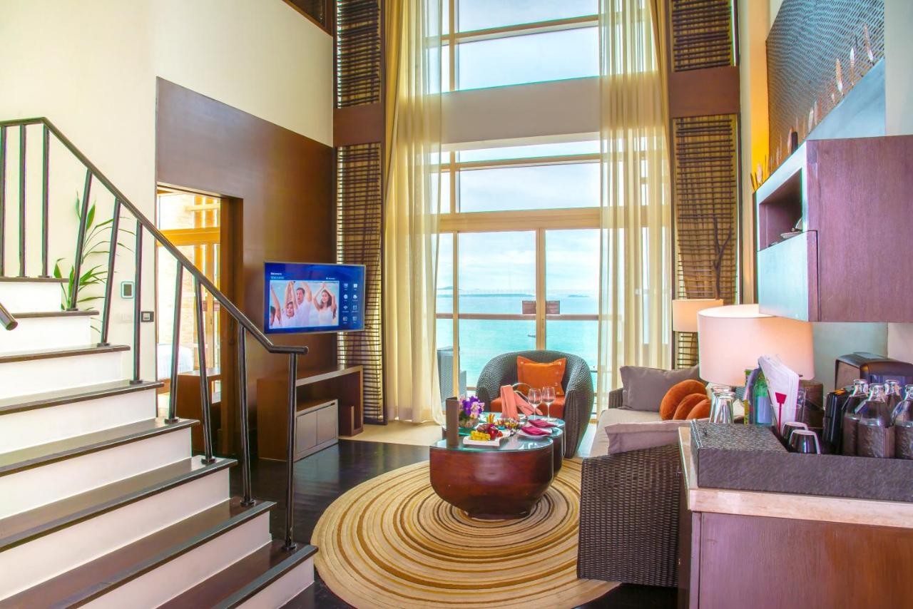 فندق ومنتجع سنتارا غراند ميراج بيتش باتايا تايلاند Centara Grand Mirage Beach Resort Pattaya Thailand