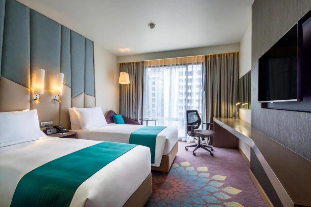 فندق هوليدي ان اكسبرس سوخومفيت بانكوك تايلاند  Holiday Inn Express Bangkok Sukhumvit 11