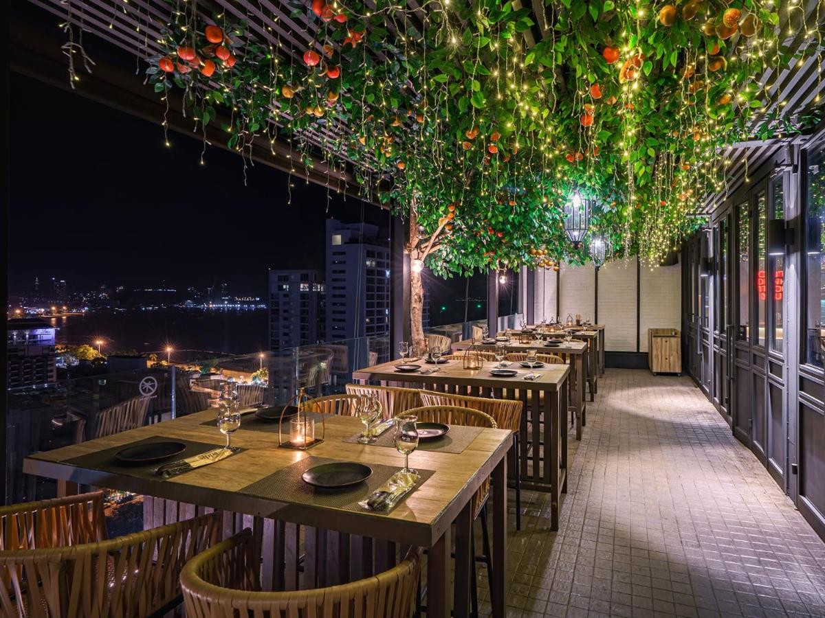 فندق ميت بيتش بتايا تايلاند mytt beach hotel pattaya Thailand