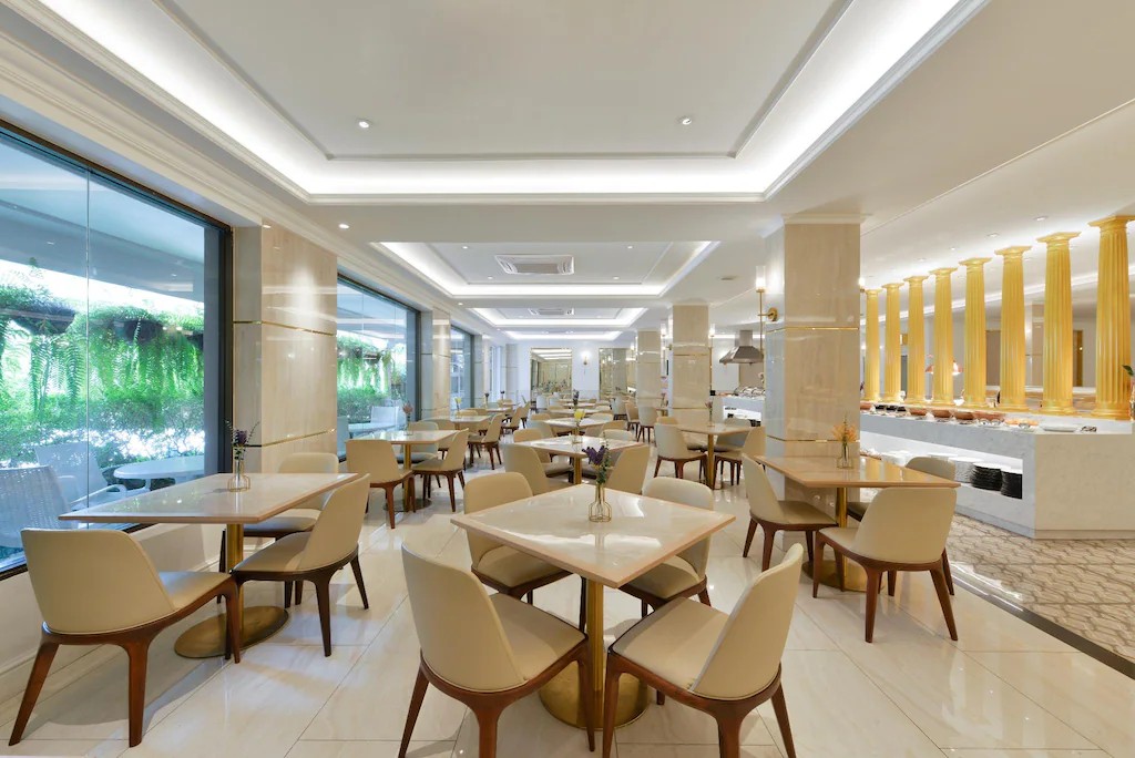 فندق بيفرلي بلازا باتايا  The Beverly Hotel Pattaya  