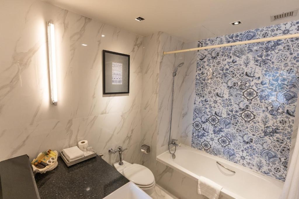 فندق وسبا ذا رويال بارادايس بوكيت تايلاند The Royal Paradise Hotel & Spa Phuket Thailand