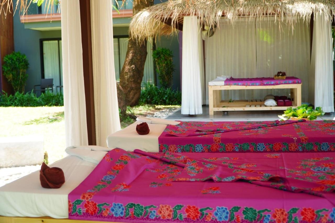 فندق هوليدي إن إكسبريس بوكيت باتونغ بيتش تايلاند Holiday Inn Express Phuket Patong Beach Central