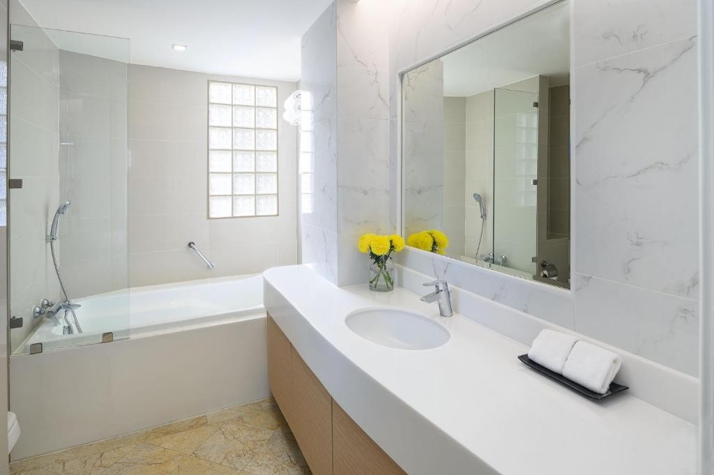  parkroyal suites Bangkok