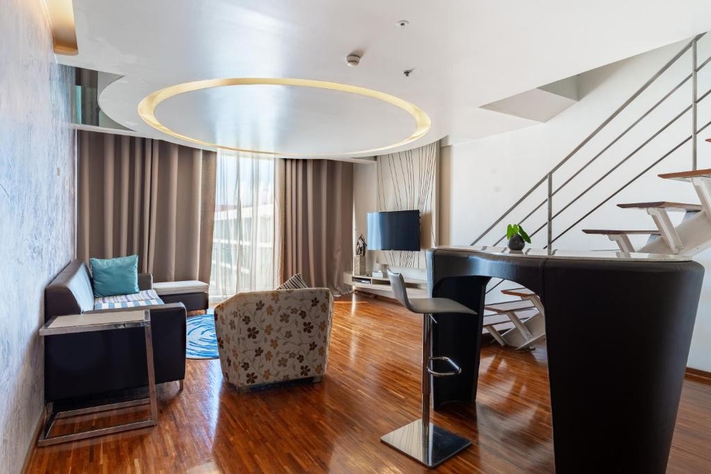 فندق باراكودا باتايا - إم غاليري باي سوفيتل تايلاند Hotel Baraquda Heeton Pattaya by Compass Hospitality