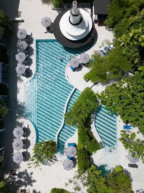 فندق وسبا ذا رويال بارادايس بوكيت تايلاند The Royal Paradise Hotel & Spa Phuket Thailand