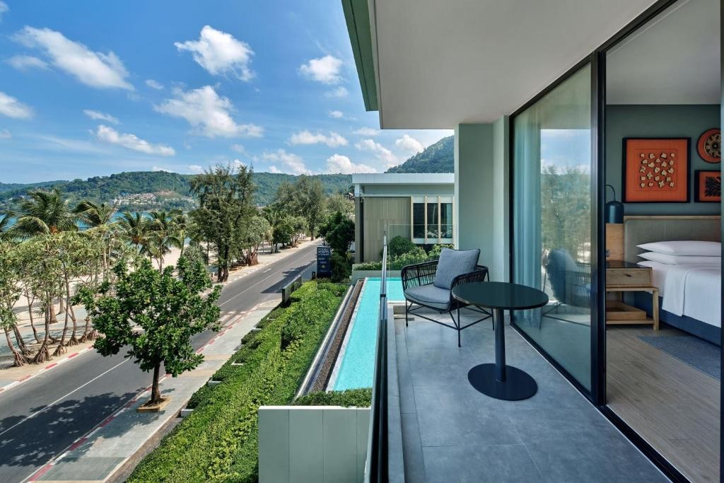 منتجع فور بوينتس باي شيراتون بوكيت باتونج بيتش تايلاند Four Points by Sheraton Phuket Patong Beach Resort