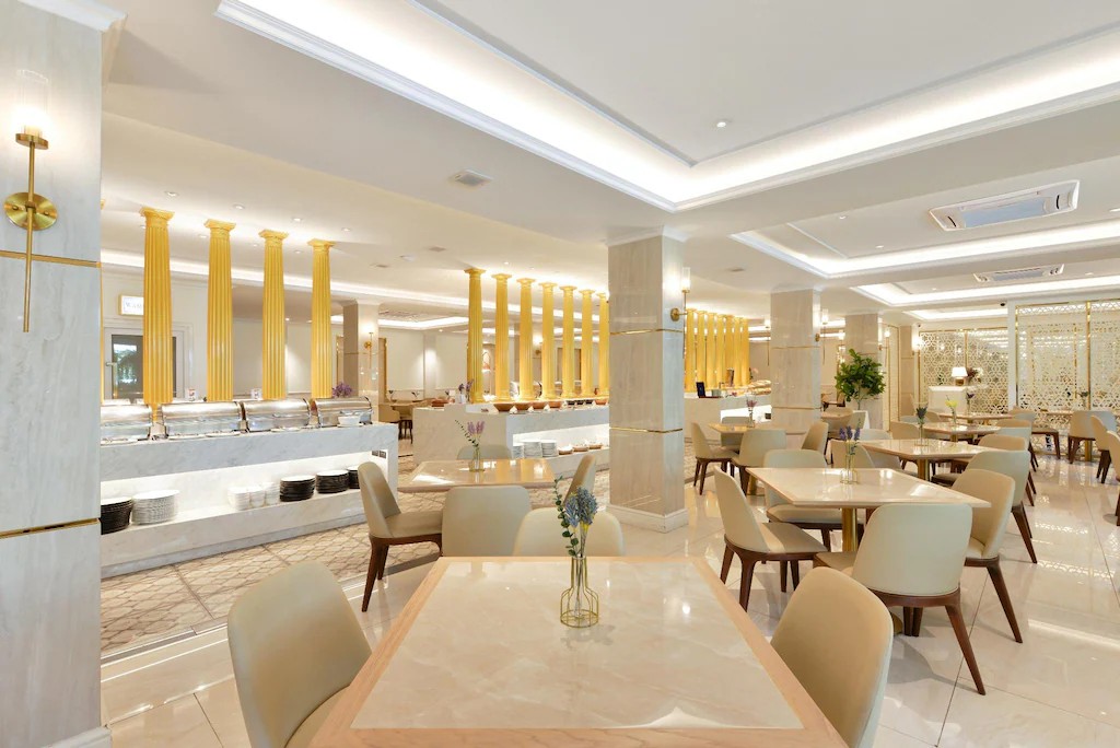 فندق بيفرلي بلازا باتايا  The Beverly Hotel Pattaya  