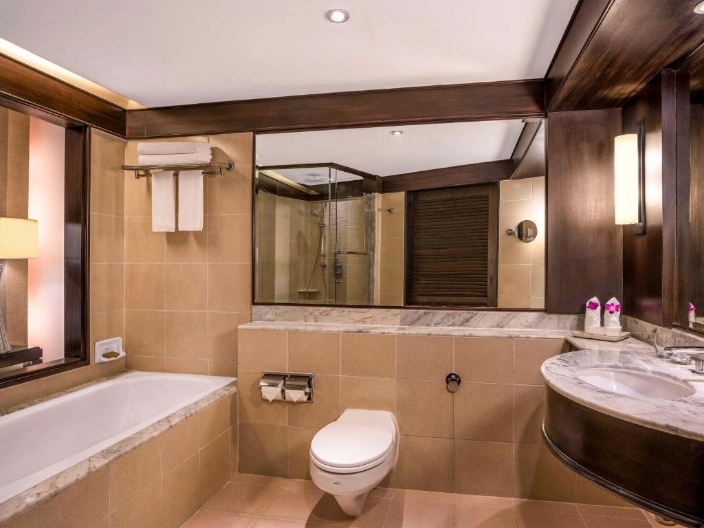 منتجع بولمان فوكيت كارون بيتش  pullman phuket karon beach resort