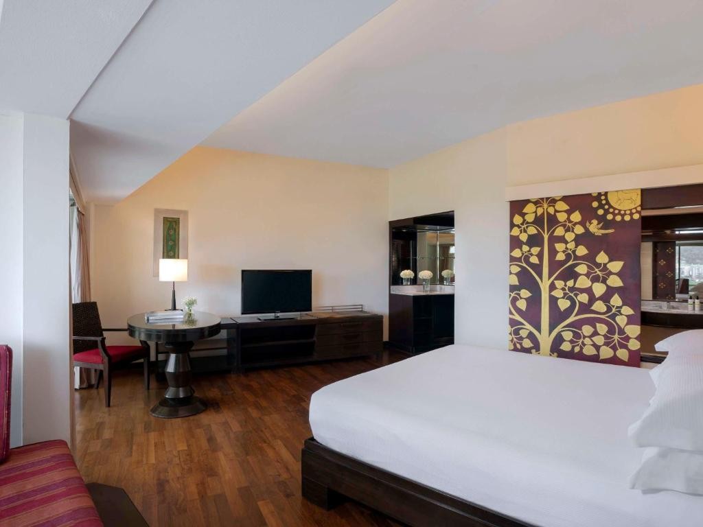 منتجع بولمان فوكيت كارون بيتش  pullman phuket karon beach resort