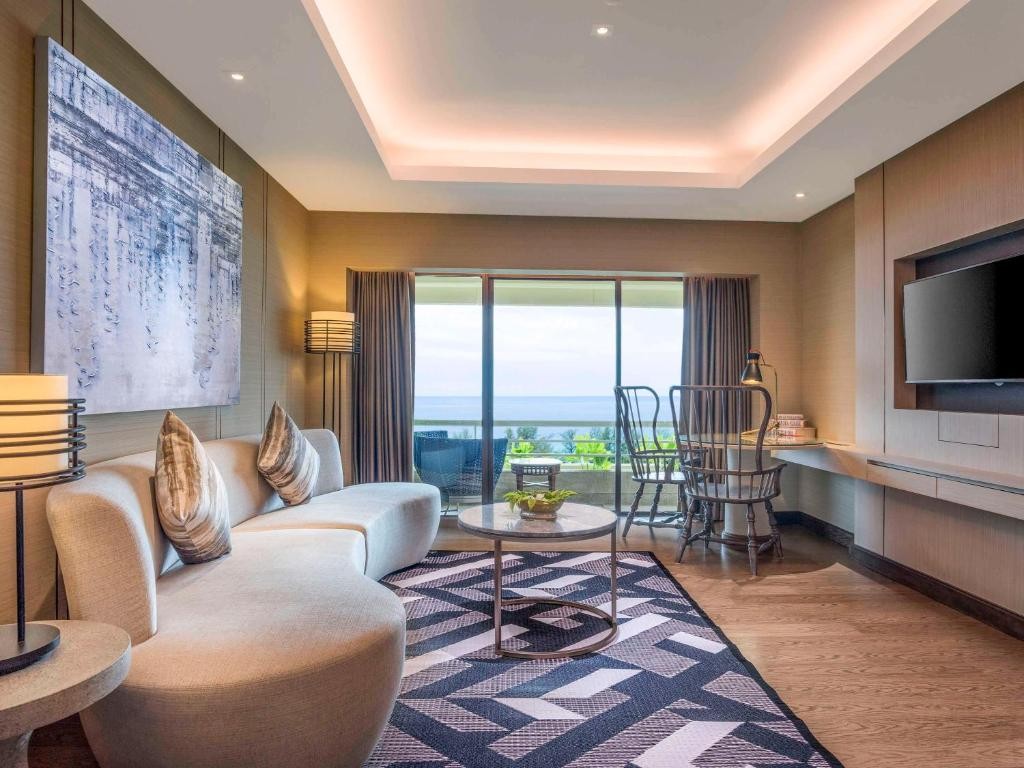 منتجع بولمان فوكيت كارون بيتش  pullman phuket karon beach resort