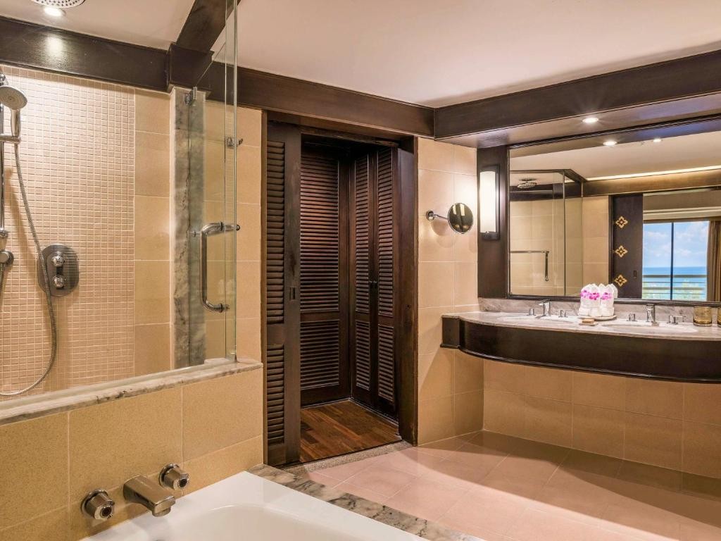 منتجع بولمان فوكيت كارون بيتش  pullman phuket karon beach resort