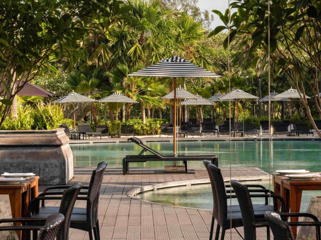 منتجع بولمان فوكيت كارون بيتش  pullman phuket karon beach resort