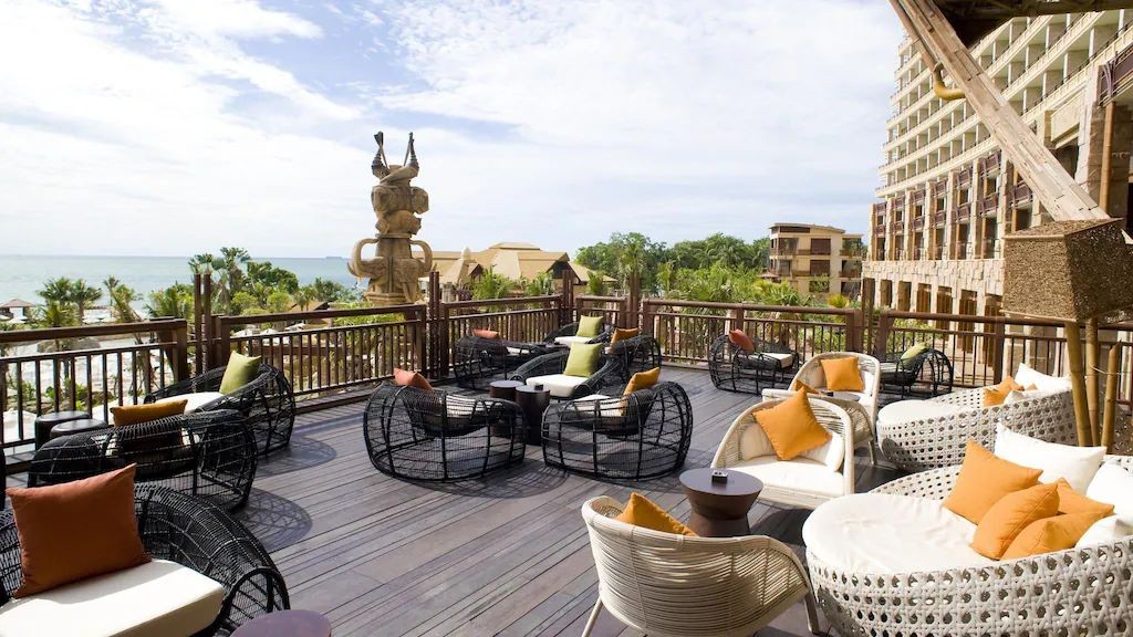 فندق ومنتجع سنتارا غراند ميراج بيتش باتايا تايلاند Centara Grand Mirage Beach Resort Pattaya Thailand