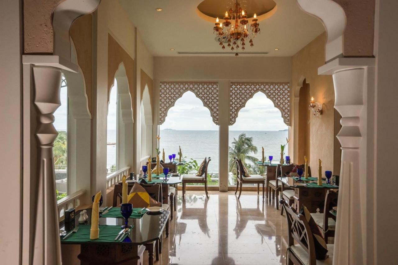 فندق رويال كليف جراند باتايا تايلاند Royal Cliff Grand Hotel Pattaya Thailand