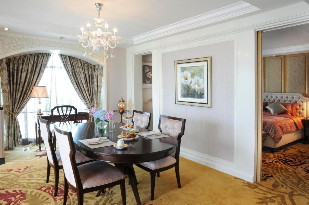 فندق ال ميروز ( الميراث ) بانكوك تايلاند  Al Meroz Hotel Bangkok 