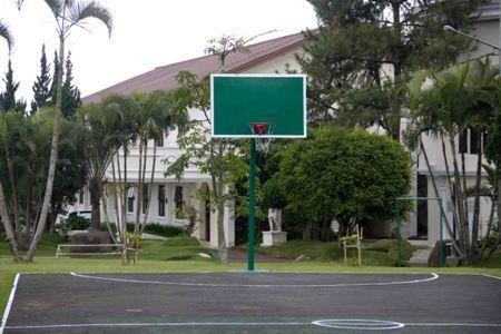 فندق ومنتجع الياسمين بونشاك اندونيسيا