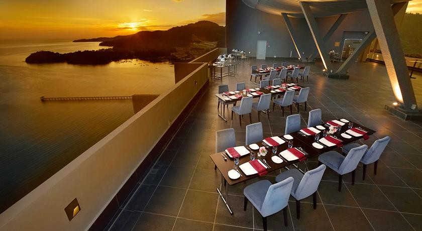 فندق ليكسز سويت بينانج ماليزيا