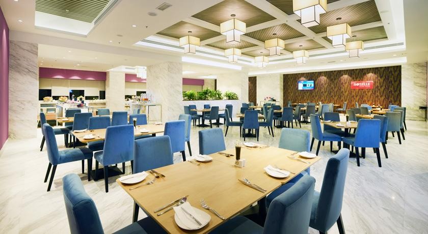 فندق ليكسز سويت بينانج ماليزيا