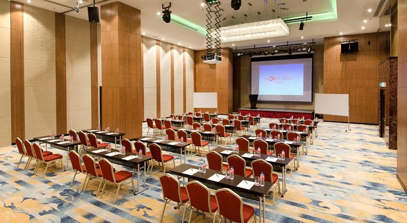 فندق ليكسز سويت بينانج ماليزيا