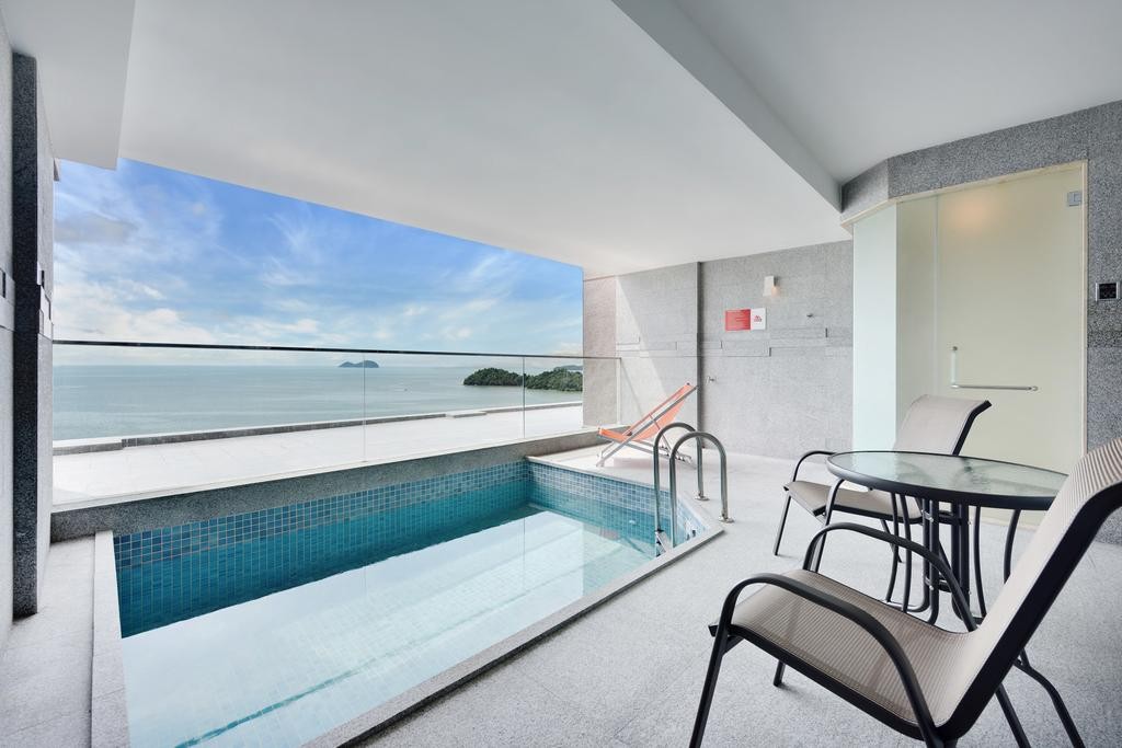 فندق ليكسز سويت بينانج ماليزيا