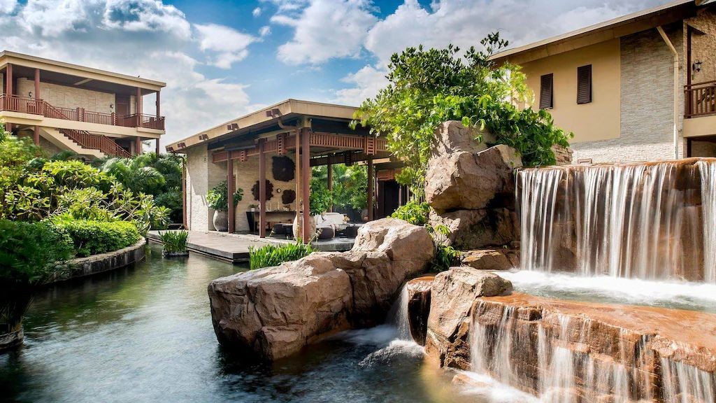 فندق ومنتجع سنتارا غراند ميراج بيتش باتايا تايلاند Centara Grand Mirage Beach Resort Pattaya Thailand