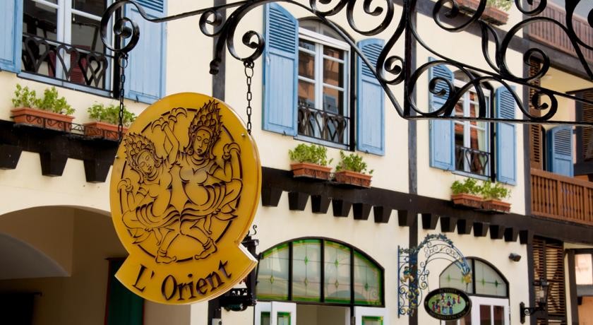 فندق كولمار تروبيكال بوكيت تنجي ماليزيا 