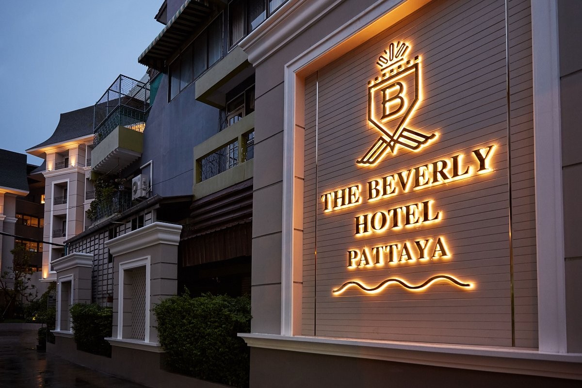 فندق بيفرلي بلازا باتايا  The Beverly Hotel Pattaya  