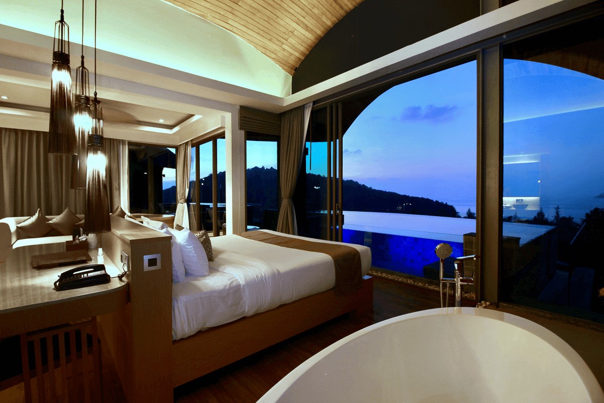 Crest Resort & Pool Villas phuket